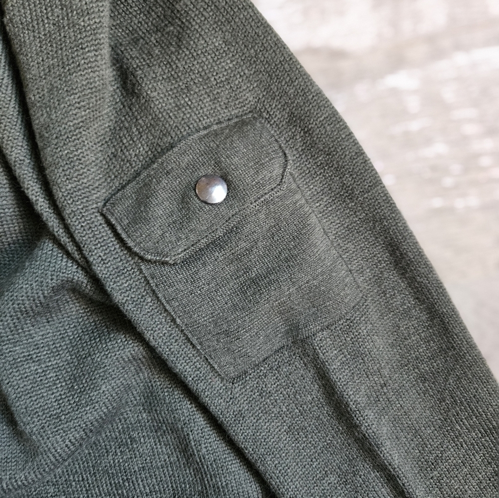 Banana Republic Knit Pullover Sweater - Picture 10 of 15